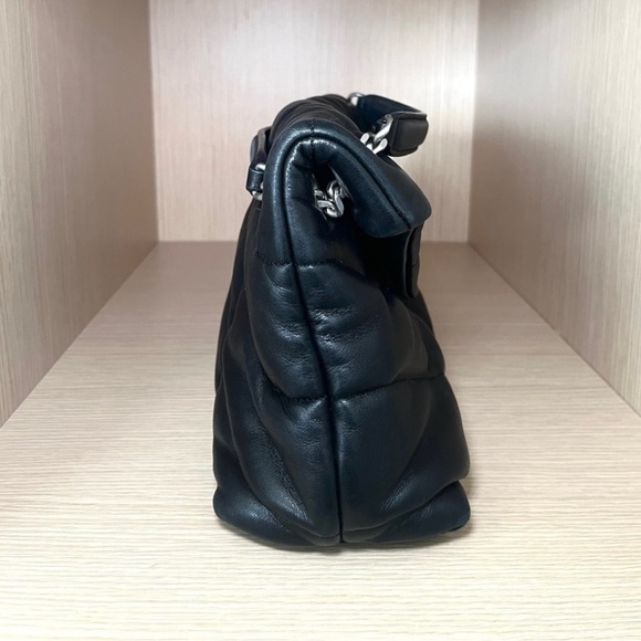 🔥YSL toy LouLou in excellent condition no damage🔥Not for me maybe for you💋🥰 - Picture 5 of 11